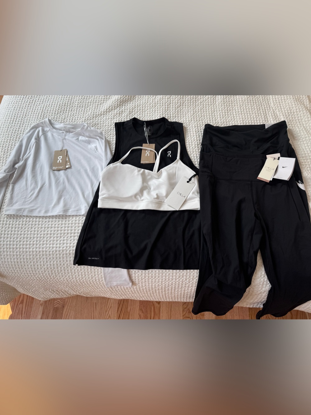 Nike, On Running, Calia Black & White Leggings and Active Tops 5pc Bundle